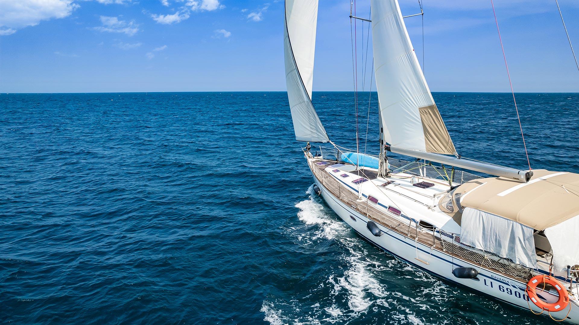 Yacht running on the sea